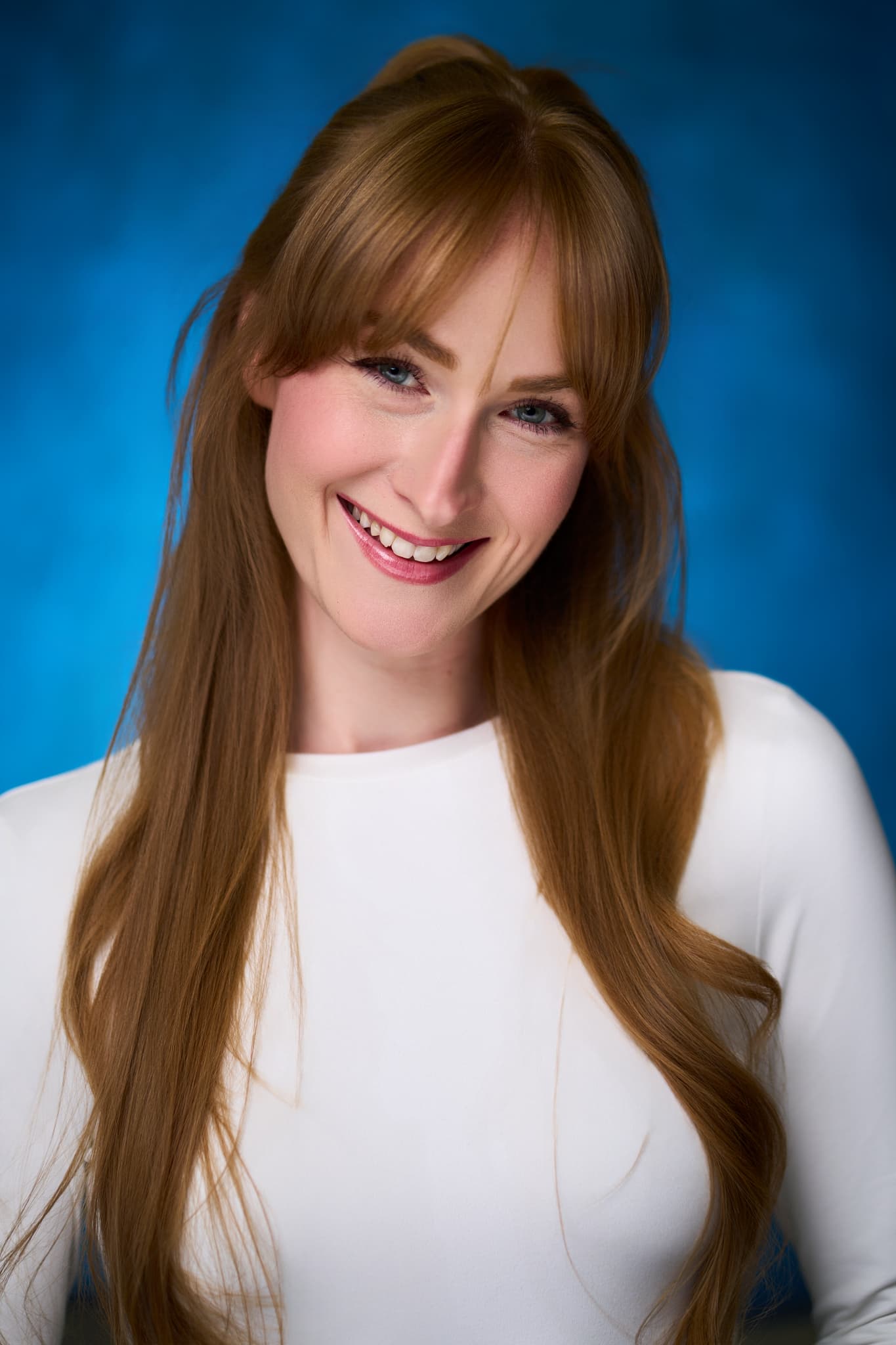 Ariana Sloan close-up headshot - expressive actress portrait