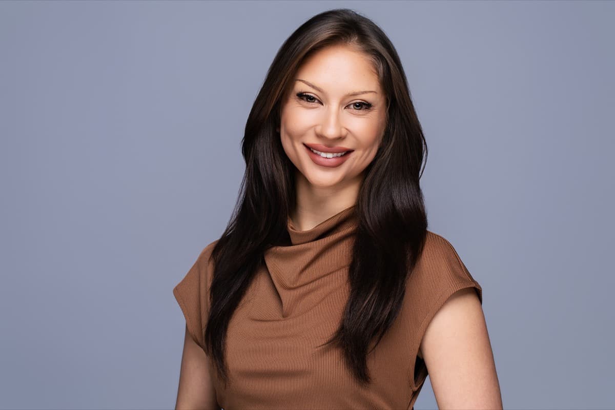 Performer headshot - dancer and actress