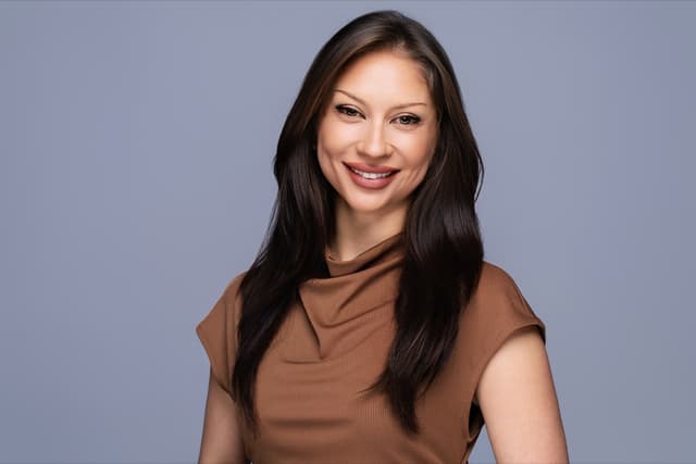 Performer headshot - dancer