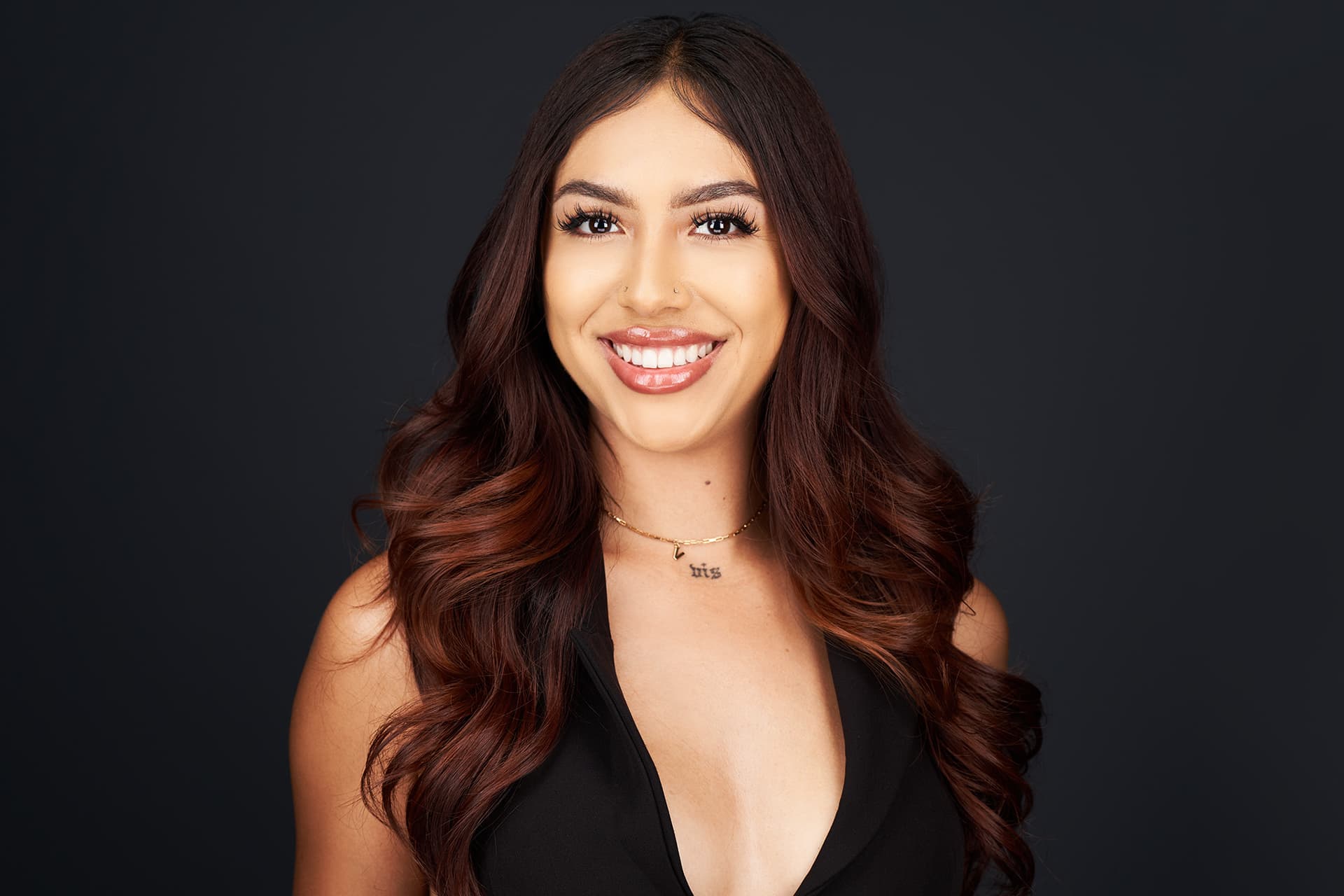 Via Ramirez day trader headshot - Oxnard finance professional