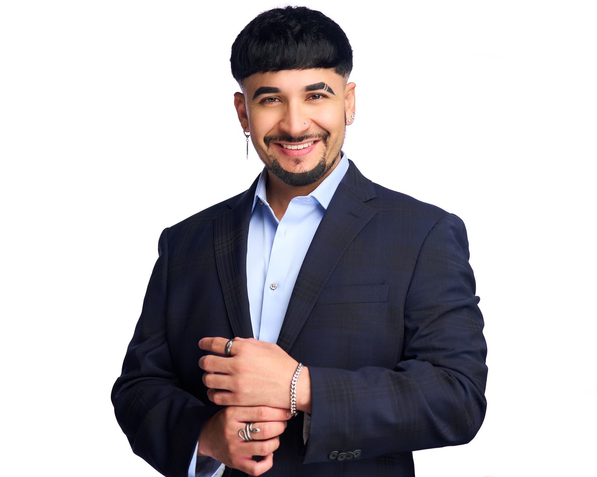 Fonzo realtor headshot - Oxnard real estate professional