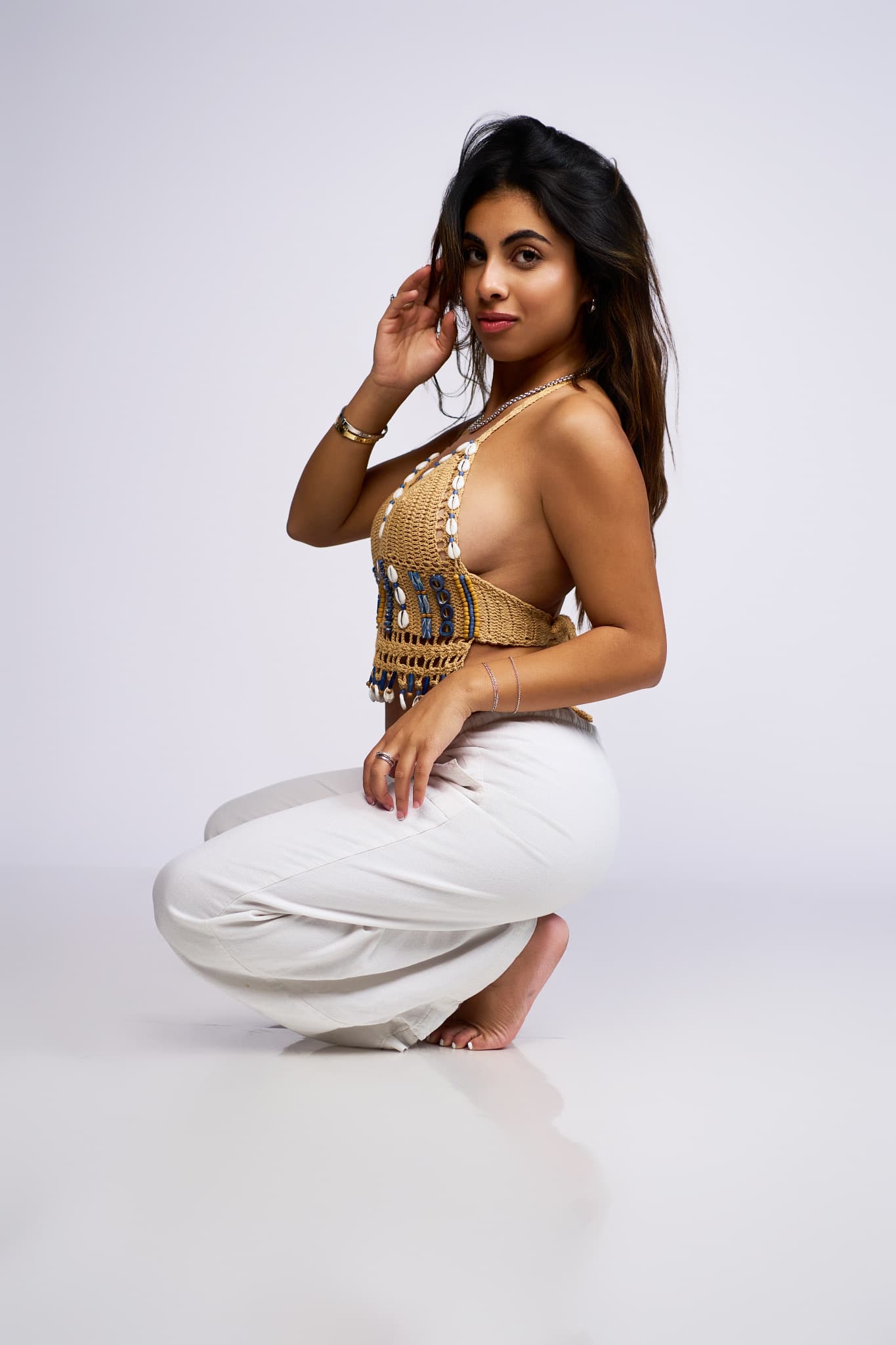 Virina lifestyle portrait blending studio and natural elements