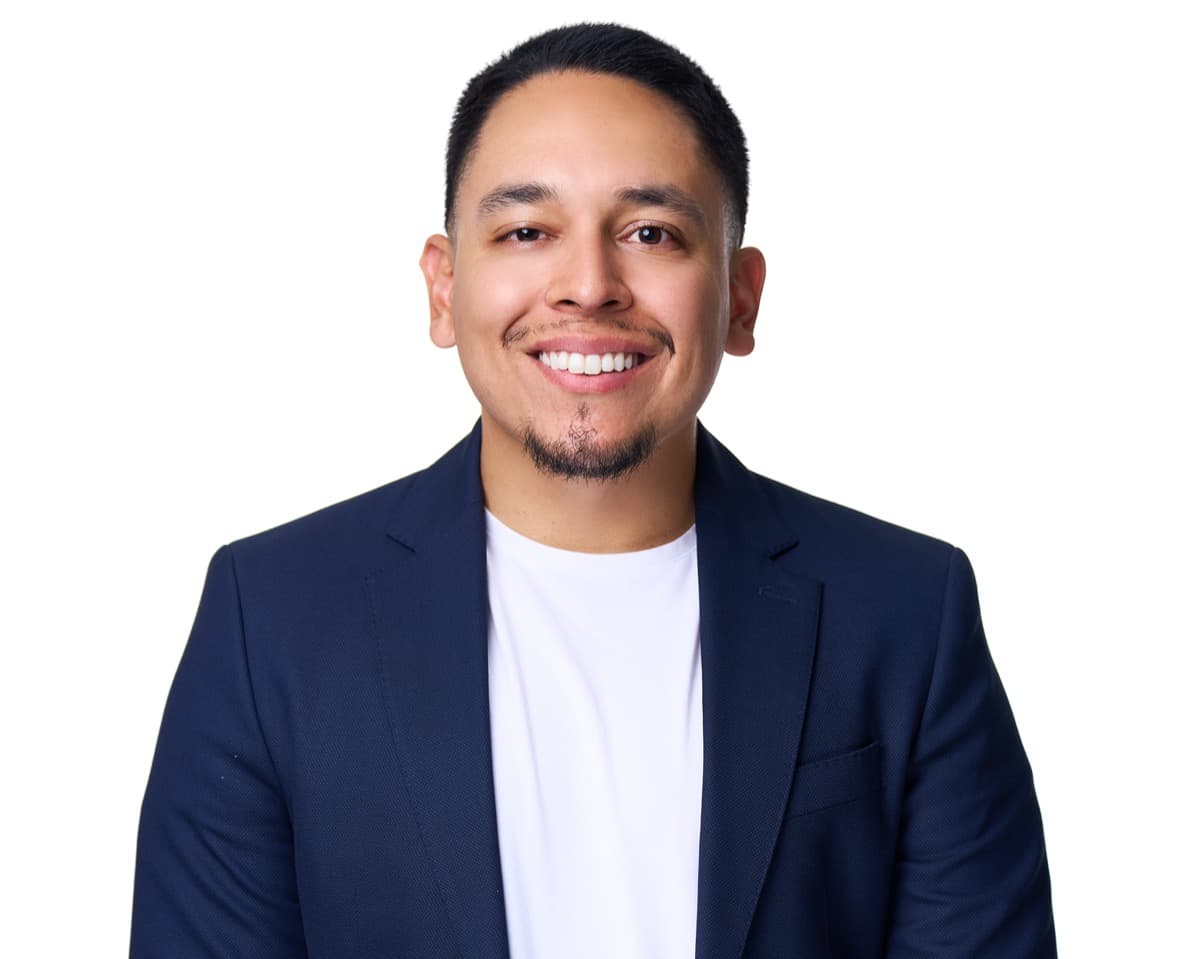 Business headshot - Isaiah Martinez