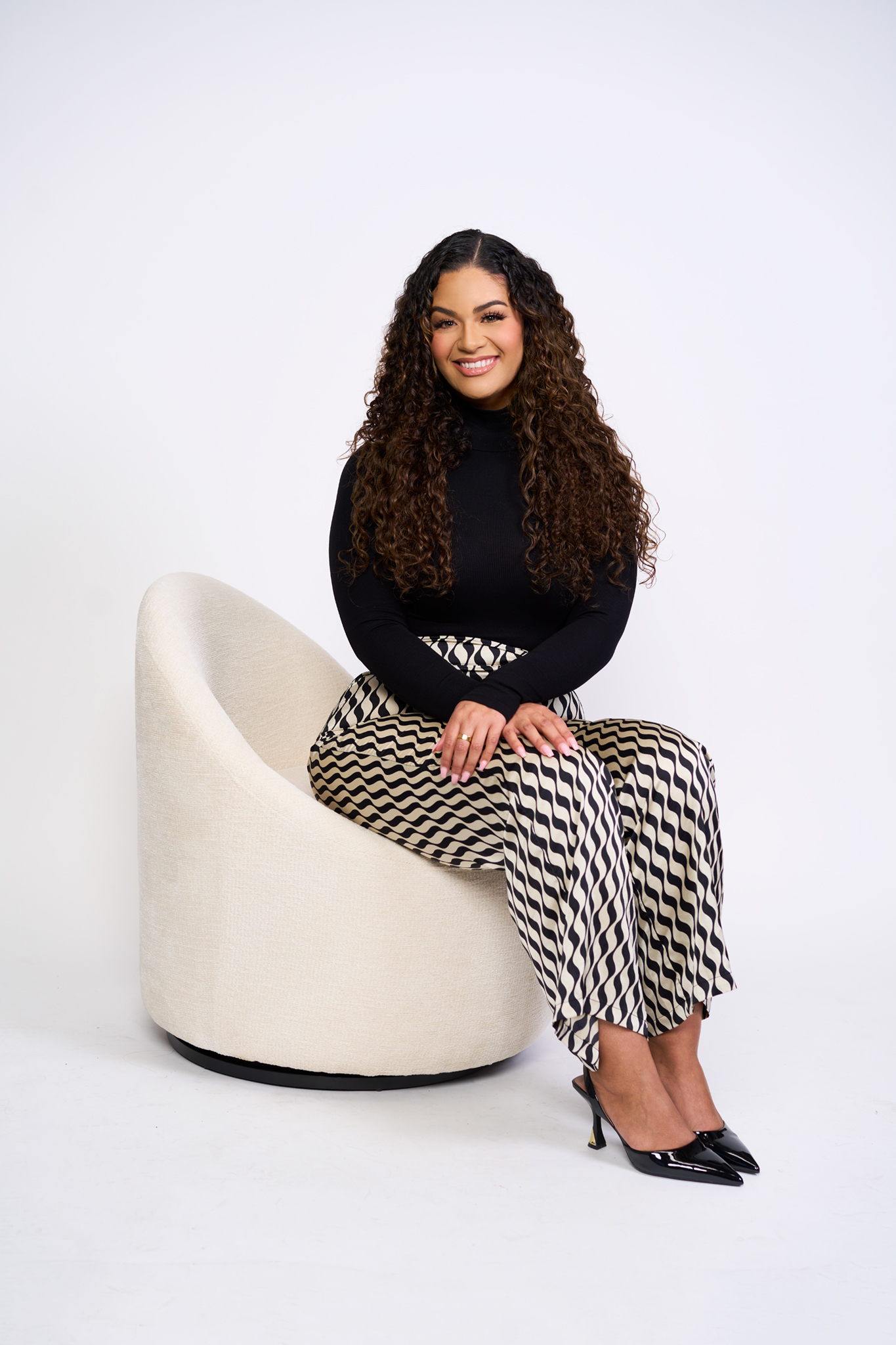 Danet Anderson Salazar mortgage professional - editorial